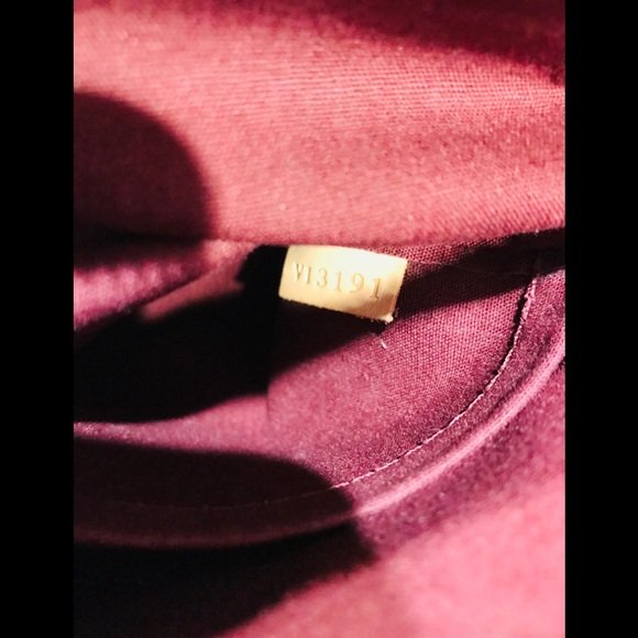 *STUNNING* *GORGEOUS* Louis Vuitton Melrose #4.3V - Picture 6 of 8